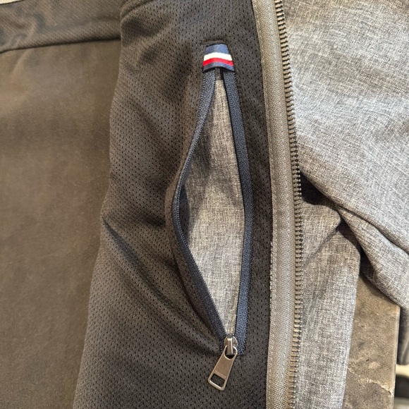 NWT Tommy Hilfiger Soft Shell Classic Zip Front Jacket - Picture 13 of 16